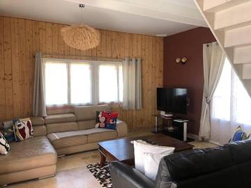 Location de vacances pour 8 personnes, avec terrasse, animaux acceptés à Bois-Jérôme-Saint-Ouen