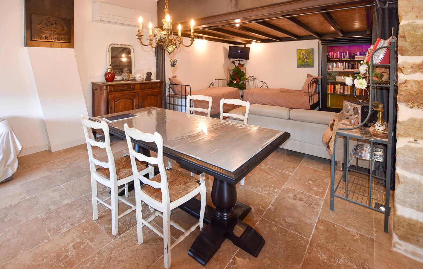 Spacieux appartement de 120 m² avec climatisation et place de parking près de Montagnac-Montpezat in Montagnac-Montpezat, Alpes-de-Haute-Provence