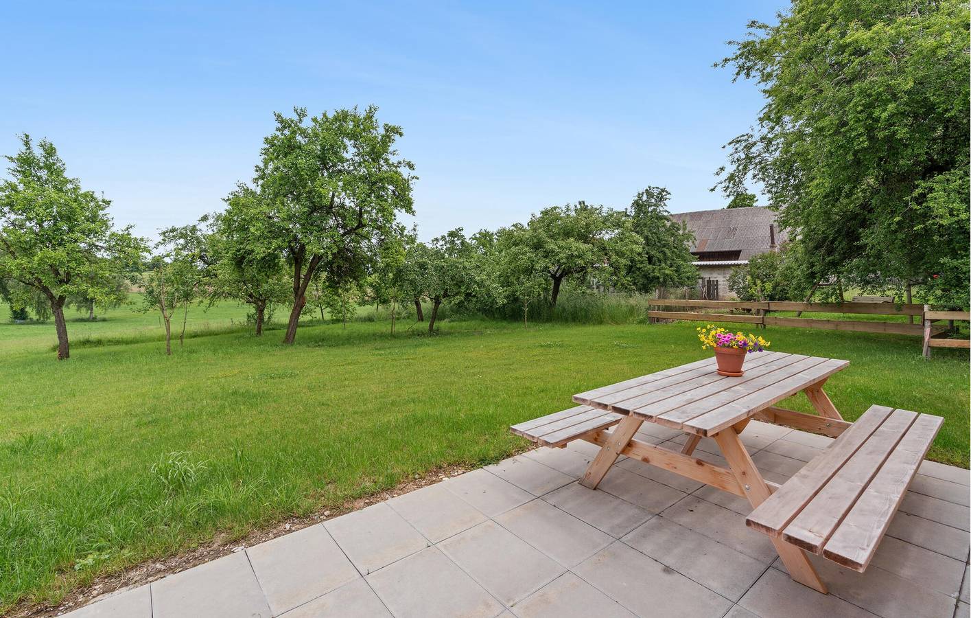 Terrassenwohnung am Fluss mit WiFi und Parkplatz in Erkheim, Bayerisch Schwaben