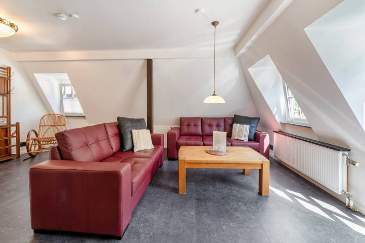 Entire apartment, Top Moselle Apartment: Stunning Panoramic Views in Traben-Trarbach, Bernkastel-Kues region