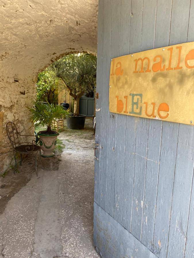 Location de vacances pour 2 personnes, avec terrasse et piscine à Vallabrix - 4