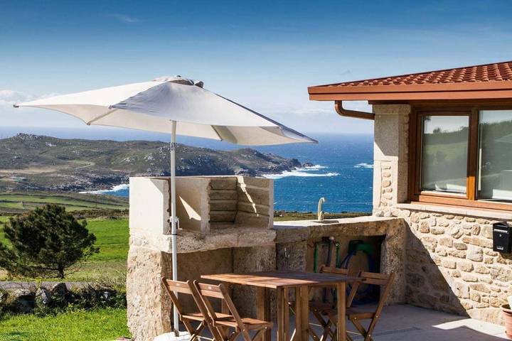 Casa rural para 5 personas, con Terraza además de Jardín y Vistas en Costa da Morte
