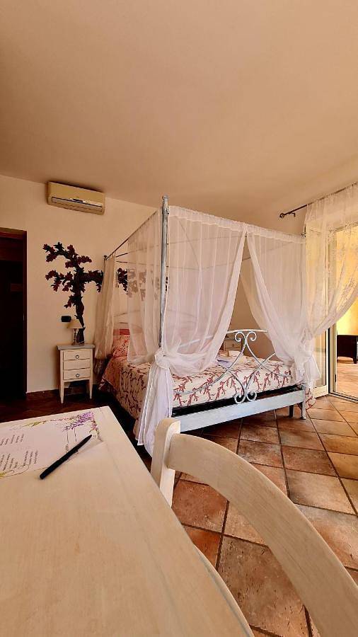 Residenza Giostell in Marina di Camerota, Camerota