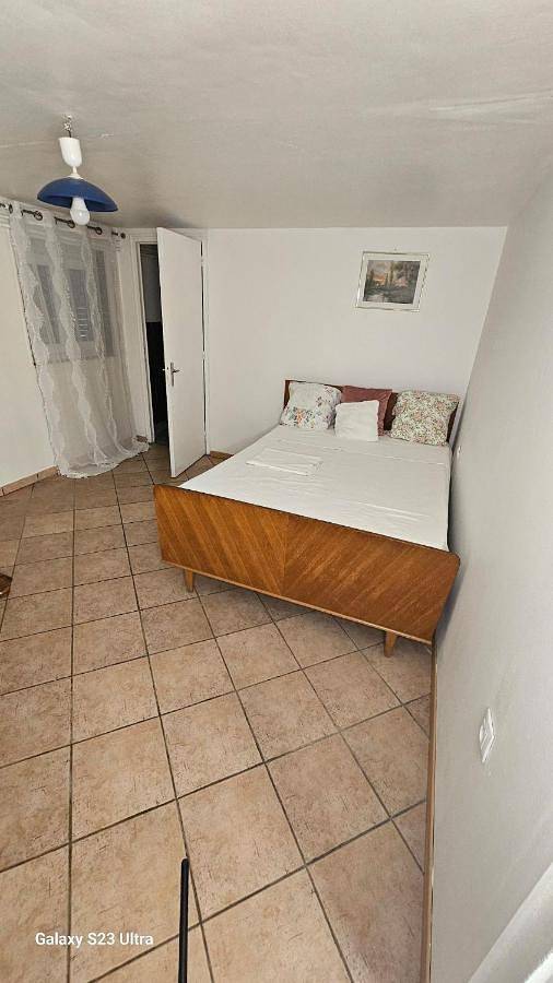 Gîte pour 4 personnes, avec vue ainsi que jardin et terrasse à Bourg-en-Bresse - 4