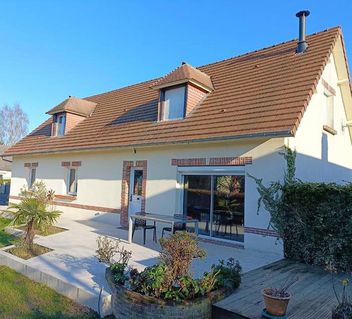 Location de vacances pour 12 personnes, avec jardin, animaux acceptés à Cormeilles