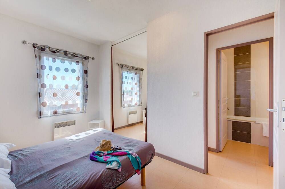 Amplia casa familiar para 6 personas in Colombiers, Côte d'Améthyste