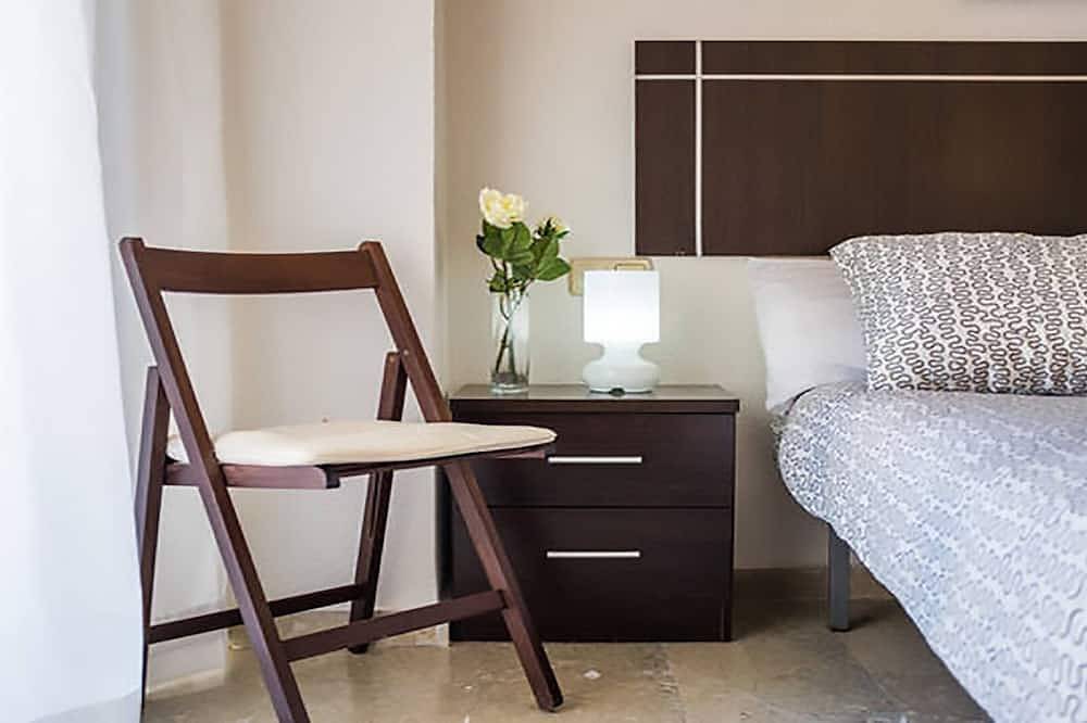 Entire apartment, Incredible sea views on the beachfront. in Playa Puerta del Mar, Almuñecar