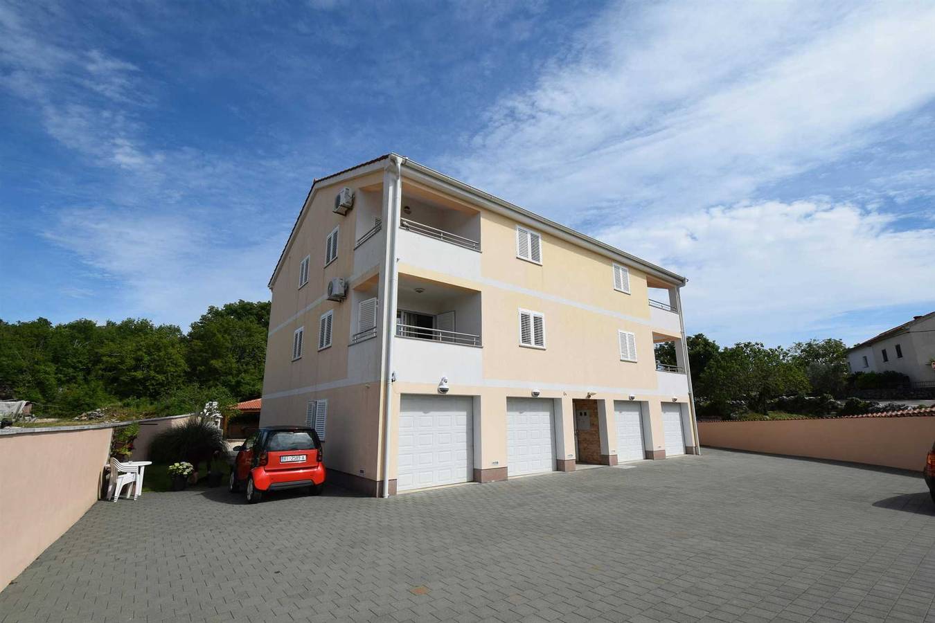 Ganze Wohnung, Ferienwohnung Gem mit Balkon in Malinska-Dubašnica, Krk