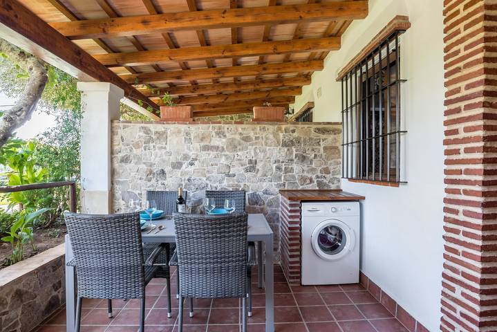 Appartamento di charme con splendida piscina, vasca idromassaggio, patio e connessione Wi-Fi in Conil de la Frontera, Costa de la Luz