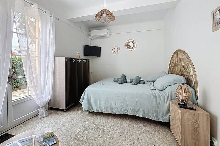 Gîte pour 2 personnes dans Office De Tourisme De Villeneuve Loubet