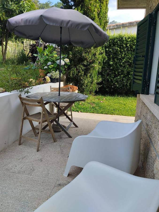 Gîte pour 4 personnes, avec vue et jardin dans Belinho - 2