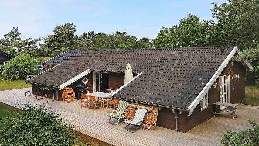 Ferienhaus für 13 Personen, mit Terrasse und Sauna, mit Haustier auf Læsø