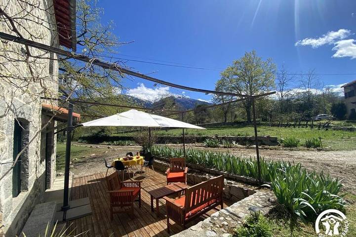 Location de vacances pour 5 personnes, avec jardin à Corneilla-de-Conflent