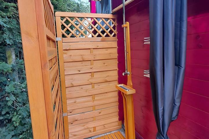 Ferienhaus 'Bauwagen Rhumeblüte' mit privater Terrasse, Garten und Internet in Rüdershausen, Harzvorland