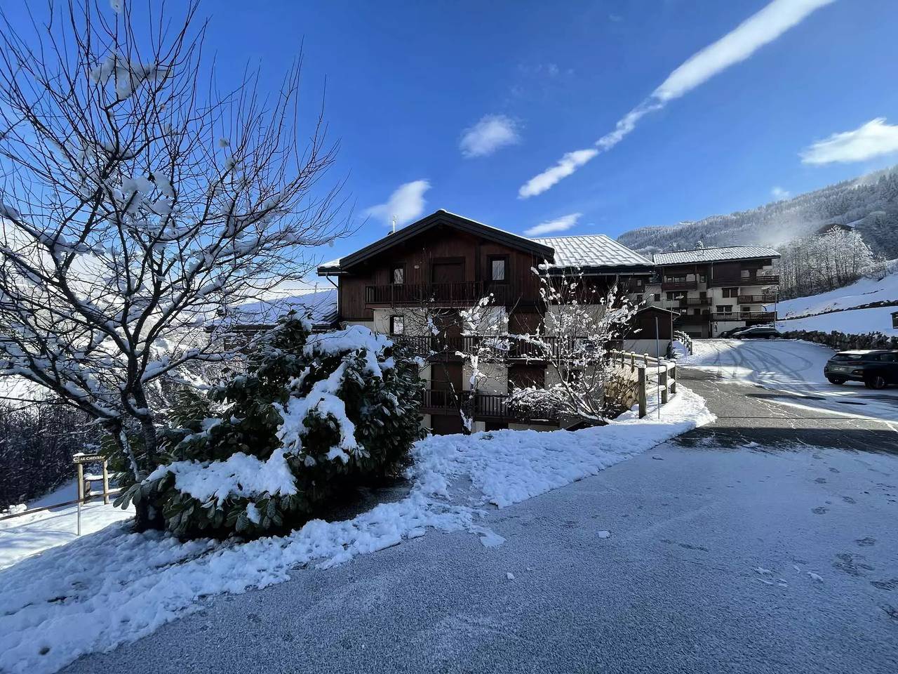 Appartement entier, Appartement cozy au pied des pistes dans une résidence avec piscine in Flumet, Région d'Albertville