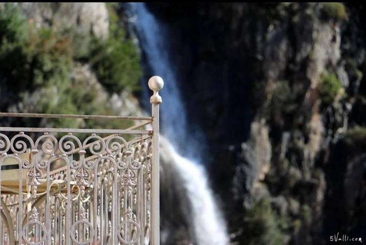 Chambre d’hôte pour 2 personnes, avec terrasse et vue, animaux acceptés à Pigna  (Ligurie)