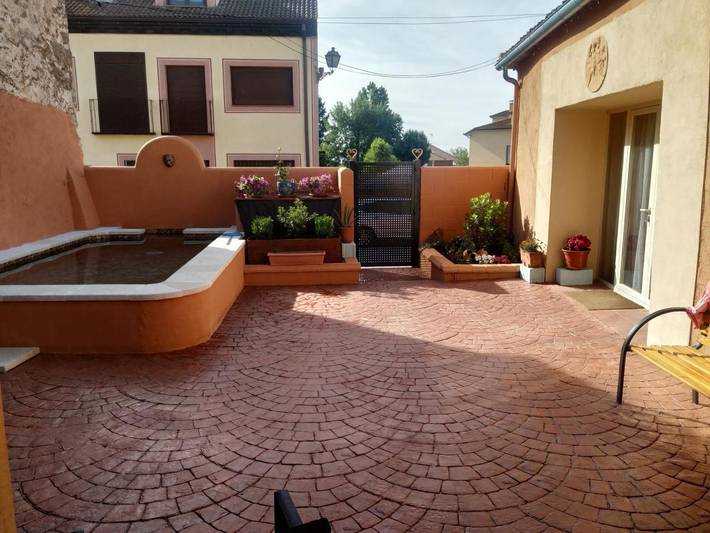 Apartamento para 10 personas, con Terraza y Piscina en Torrecaballeros
