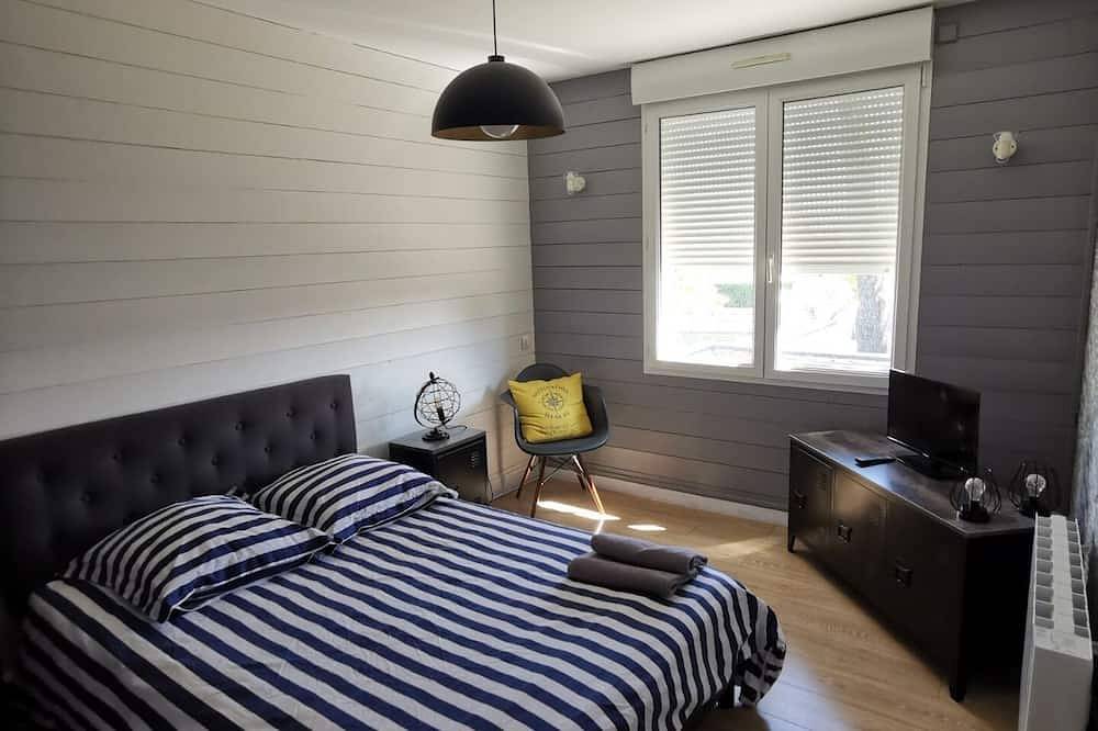 Grande Maison à 5 min de la Rochelle et à 10 min de l'ile de ré in Dompierre-sur-Mer, Région de La Rochelle
