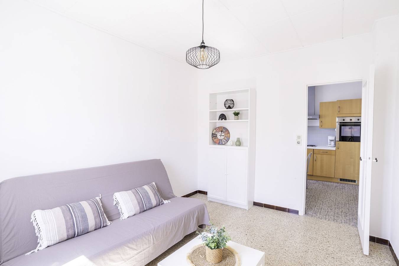 Entire apartment, Bright apartment for a pleasant stay in Hyères in L'Ayguade, Hyeres