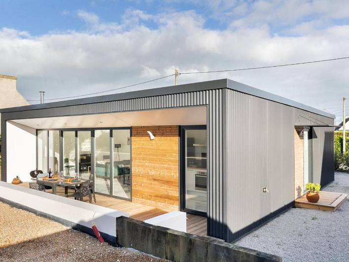 Location de vacances pour 4 personnes, avec terrasse dans Plage Pors-Meur