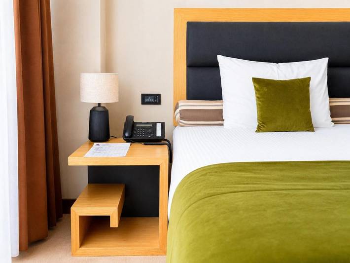Hotel für 4 Personen, mit Whirlpool und Sauna in Belgrad - 3