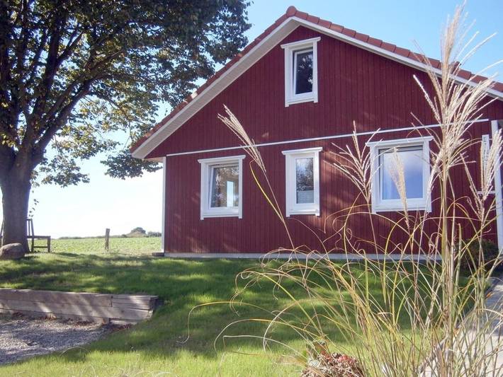 Ferienhaus für 8 Personen, mit Ausblick und Seeblick sowie Garten in Grödersby