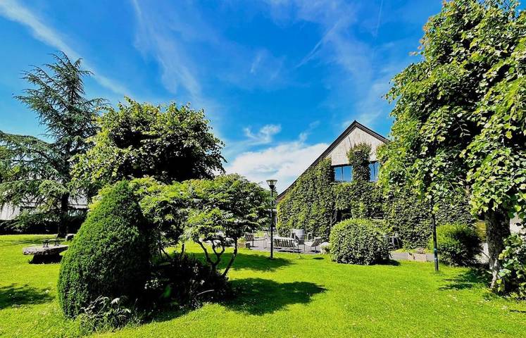 Hôtel pour 2 personnes, avec vue et jardin, adapté aux familles à Mur-de-Barrez - 4