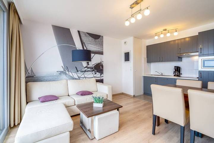 Location de vacances pour 6 personnes, avec balcon dans Plage du Perroquet