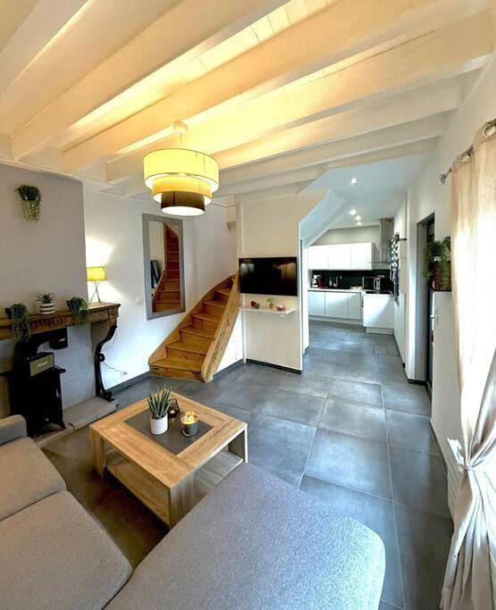 Appartement entier, Deluxe One-Bedroom Apartment in Saint-Didier-au-Mont-d'Or, Lyon et ses environs