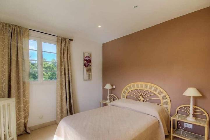 Location de vacances pour 6 personnes, avec jardin à Speloncato - 2