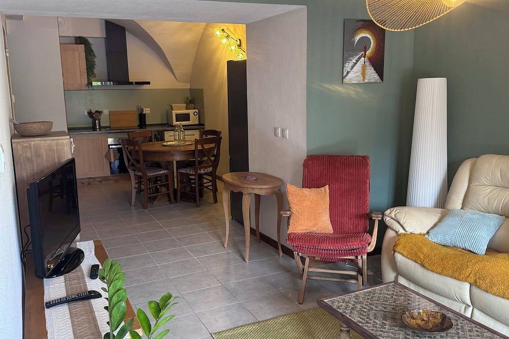 Ganze Wohnung, Cosy apartment under vaulted ceiling-6 people- Le Secret d'Adèle in Châteauroux-les-Alpes, Nationalpark Écrins
