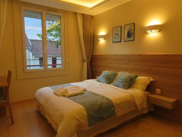 Maison d’hôte pour 2 personnes, avec vue et jardin à Bondy
