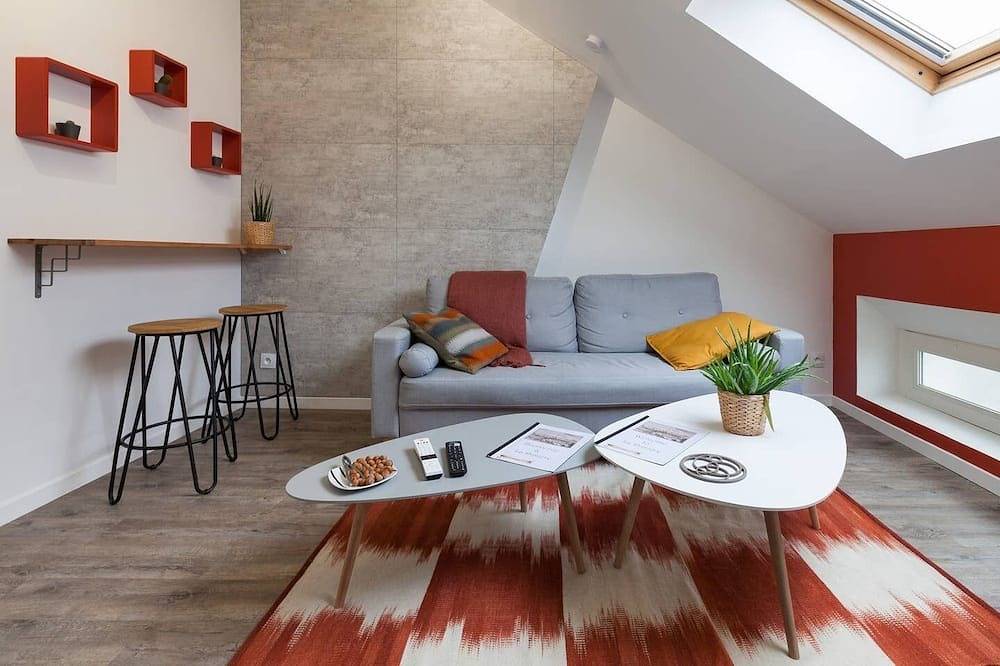 Apartamento entero, Apartamento-Baño privado con ducha in Louviers, Región de Les Andelys