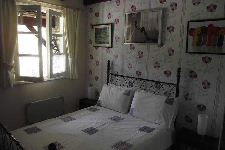 Gîte pour 2 personnes, avec jardin à Entraygues-sur-Truyère - 3