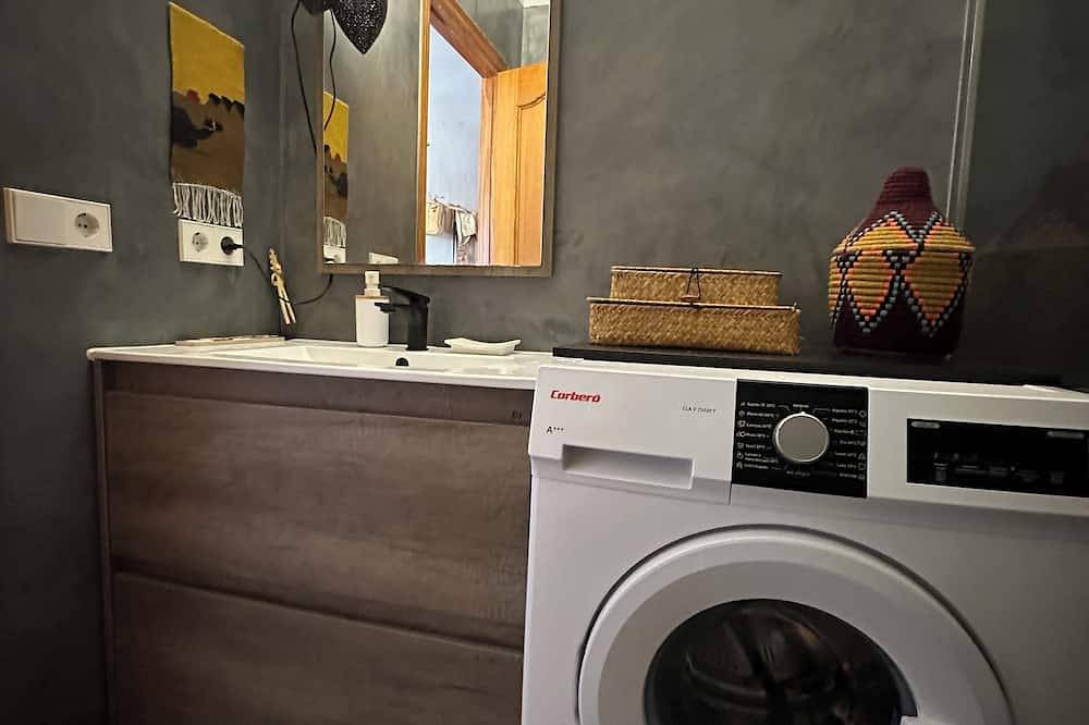 Ganze Wohnung, New apartment near the beach with a big terrace in Portinatx, Sant Joan de Labritja