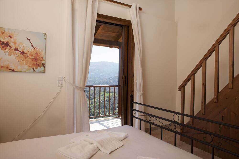 Aori Villa am Hang - zur realen Kreta Flucht in Palaiochora, Chania und Umgebung