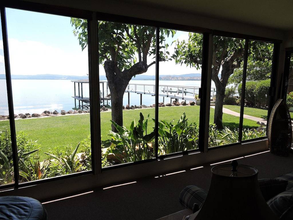 Wunderschönes Haus am See mit unglaublicher Aussicht (15% Ermäßigung auf 3 Nächte oder mehr im September in California North Coast