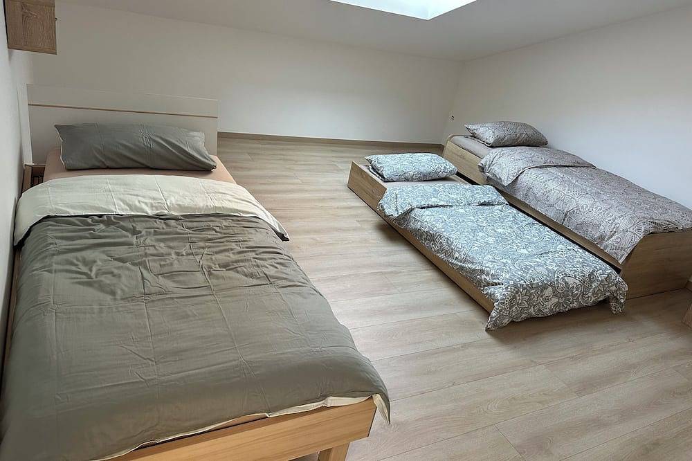 ✅Ferienwohnung Gästehaus Neubau Merzig 120m2 für\n6 Personen in Merzig, Saar-Nahe-Bergland