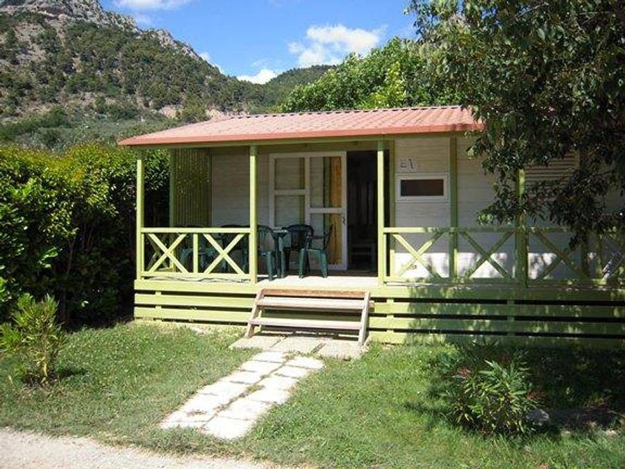 Camping La Fontaine D'annibal - Chalet 6 personen - Chalets (3 Zimmer, 43m²), Terrasse in Buis-les-Baronnies, Nyons und Umgebung
