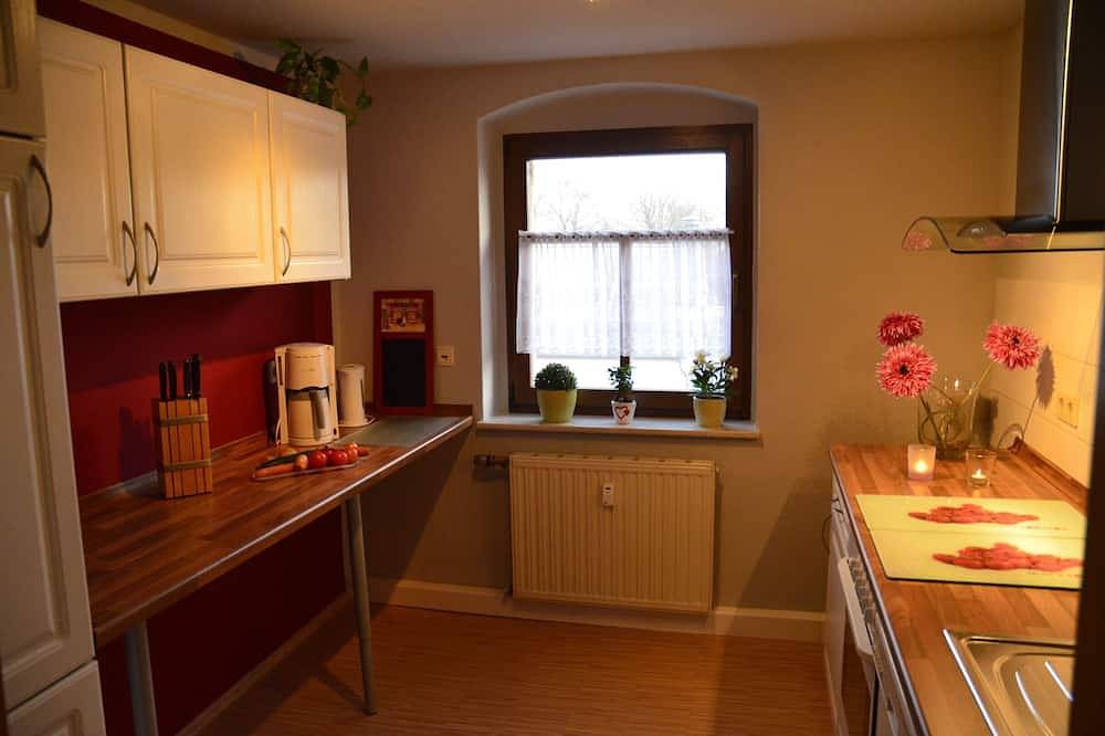 Ganze Wohnung, Tolle Ferienwohnung direkt am Schloss Pillnitz für Paare und Familien in Loschwitz, Dresden
