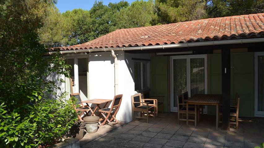 Maison de vacances pour 6 personnes, avec piscine ainsi que jardin et terrasse à Fayence