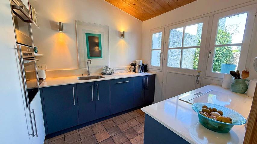 Apartamento vacacional entero, Maison de village à étage dans le village d'Ars in Ars-en-Ré, Isla de Ré