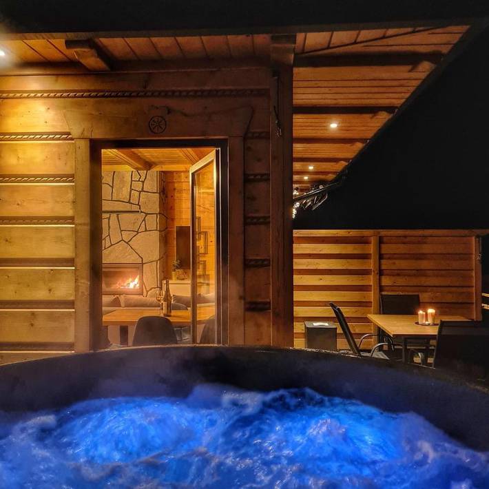 Dom dla 5 osób, z Jacuzzi i Taras oraz Ogród i Widok w Jezioro Czorsztyńskie