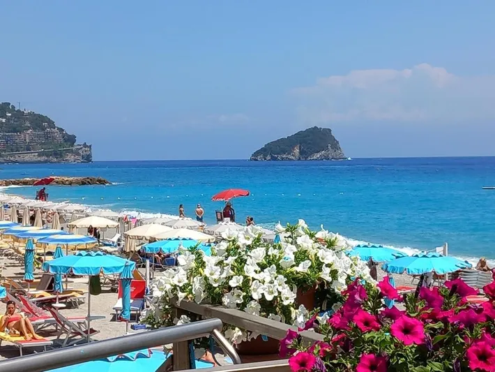 Appartamento vacanze per 6 persone, con panorama e balcone - 1