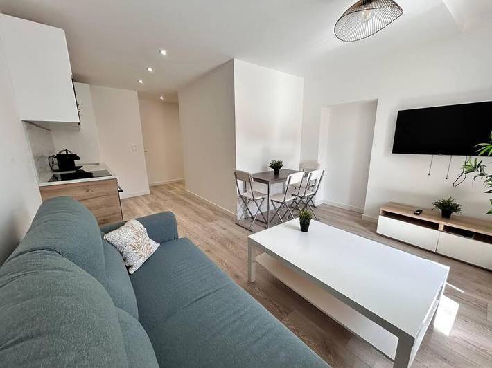 Gîte pour 4 personnes, avec balcon dans Gare De Saint Raphael Valescure - 2