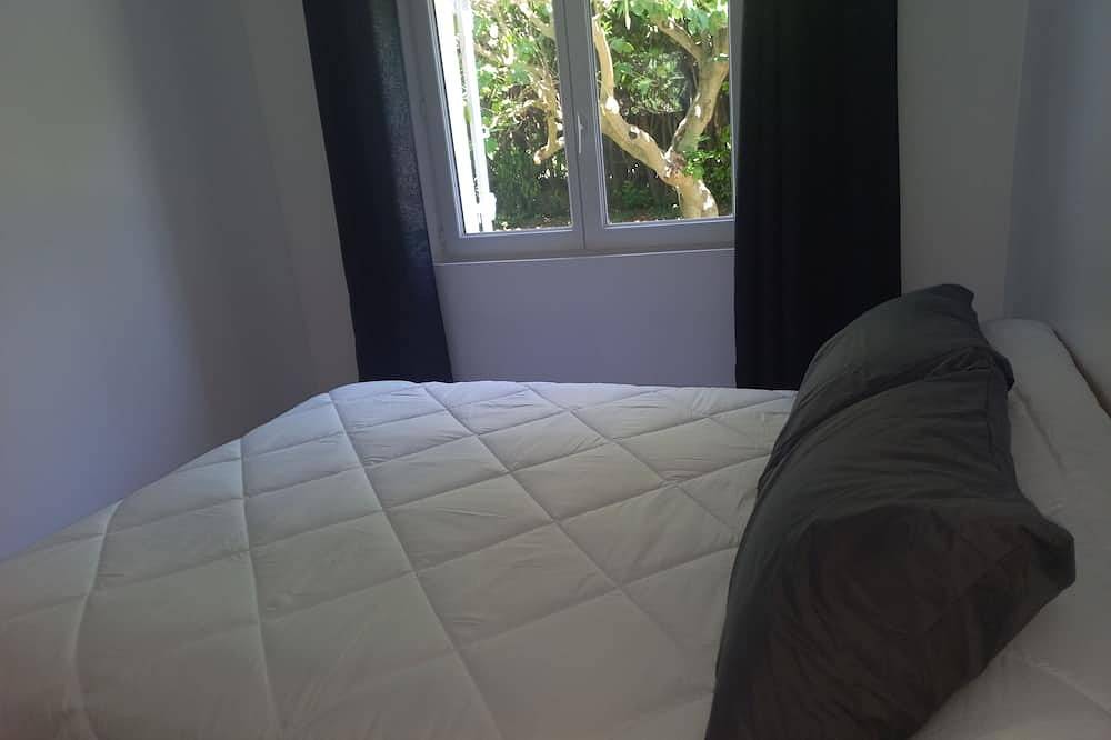 Apartamento inteiro, Appartement En Rez De Jardin Privatif Et Independant Dans Maison in Aix-en-Provence, Aix-en-Provence (Região)