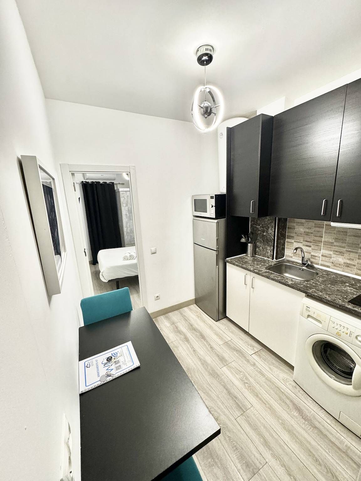 Studio entier, Borrego in Centro (Madrid), Madrid