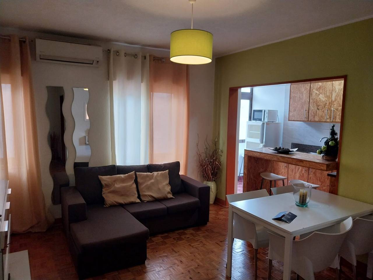 Apartamento inteiro, Huge 3 Bedrooms Balcony for 8 pax Serra Estrela in U. F. Seia, São Romão e Lapa dos Dinheiros, Seia