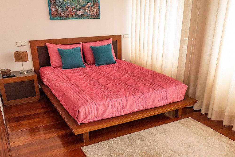 Casa da Eira - Casa Rural com Piscina Privada in Braga, Braga Distrikt