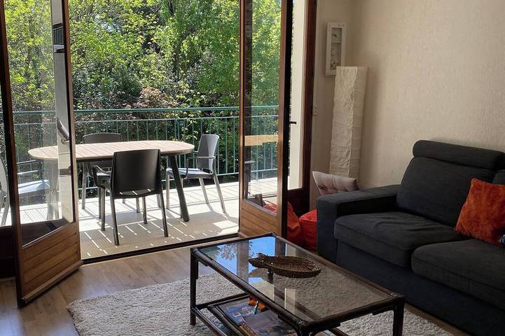 Gîte pour 6 personnes, avec terrasse dans Plage Benoît